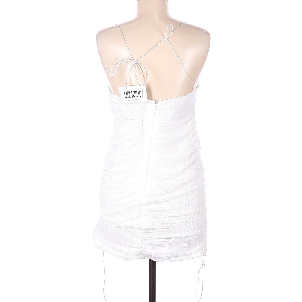 12th Tribe White Open Back Dress - Picture 4 of 6